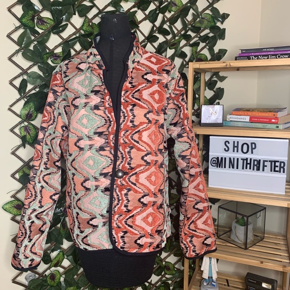 REVERSIBLE - Picture 4 of 8